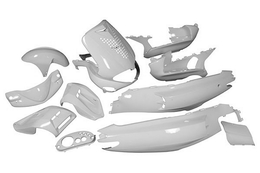 Owiewki / osłony / plastiki / komplet plastików STR8, 13 elementów, białe, Gilera Runner -08/2005